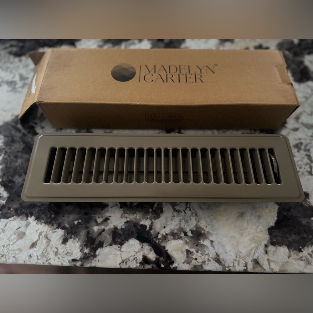 Madelyn Carter Vent Cover NIB